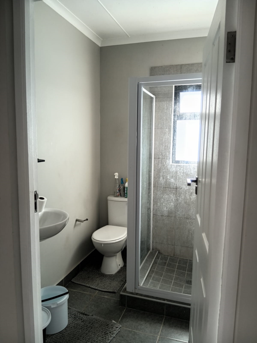 2 Bedroom Property for Sale in Kidds Beach Eastern Cape